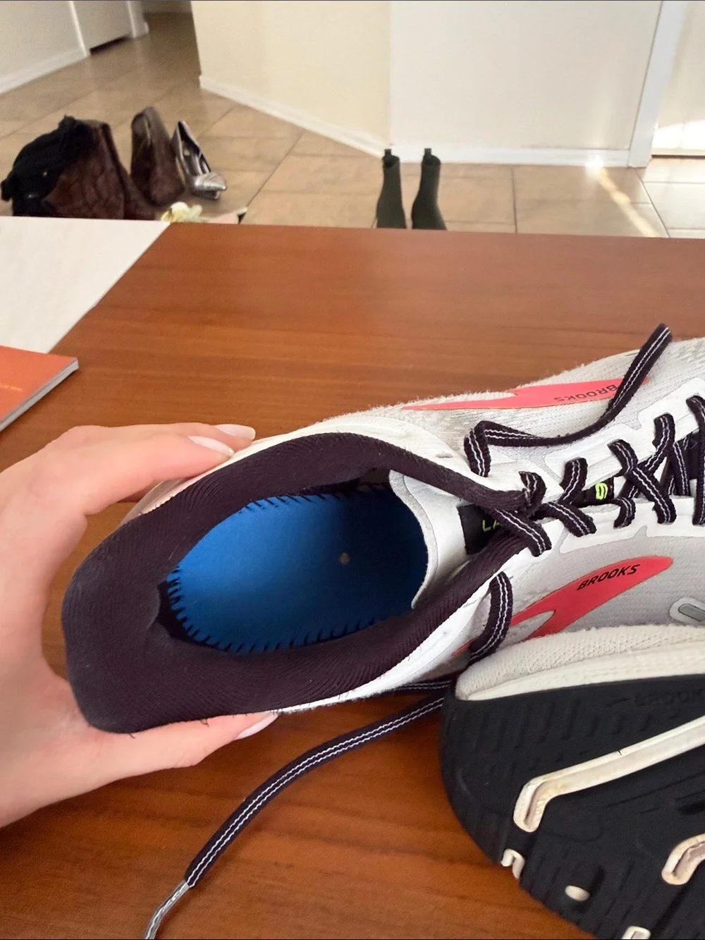 Brooks White Running Sneakers with Pink Accent and Black Trim